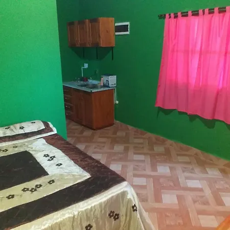 El Colibri Puerto Iguazu Apartment Exterior photo